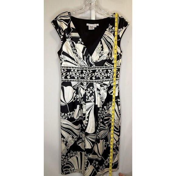 Maggy London Women’s Size 6 Black White Floral Print Sheath Dress Cap - Picture 4 of 8